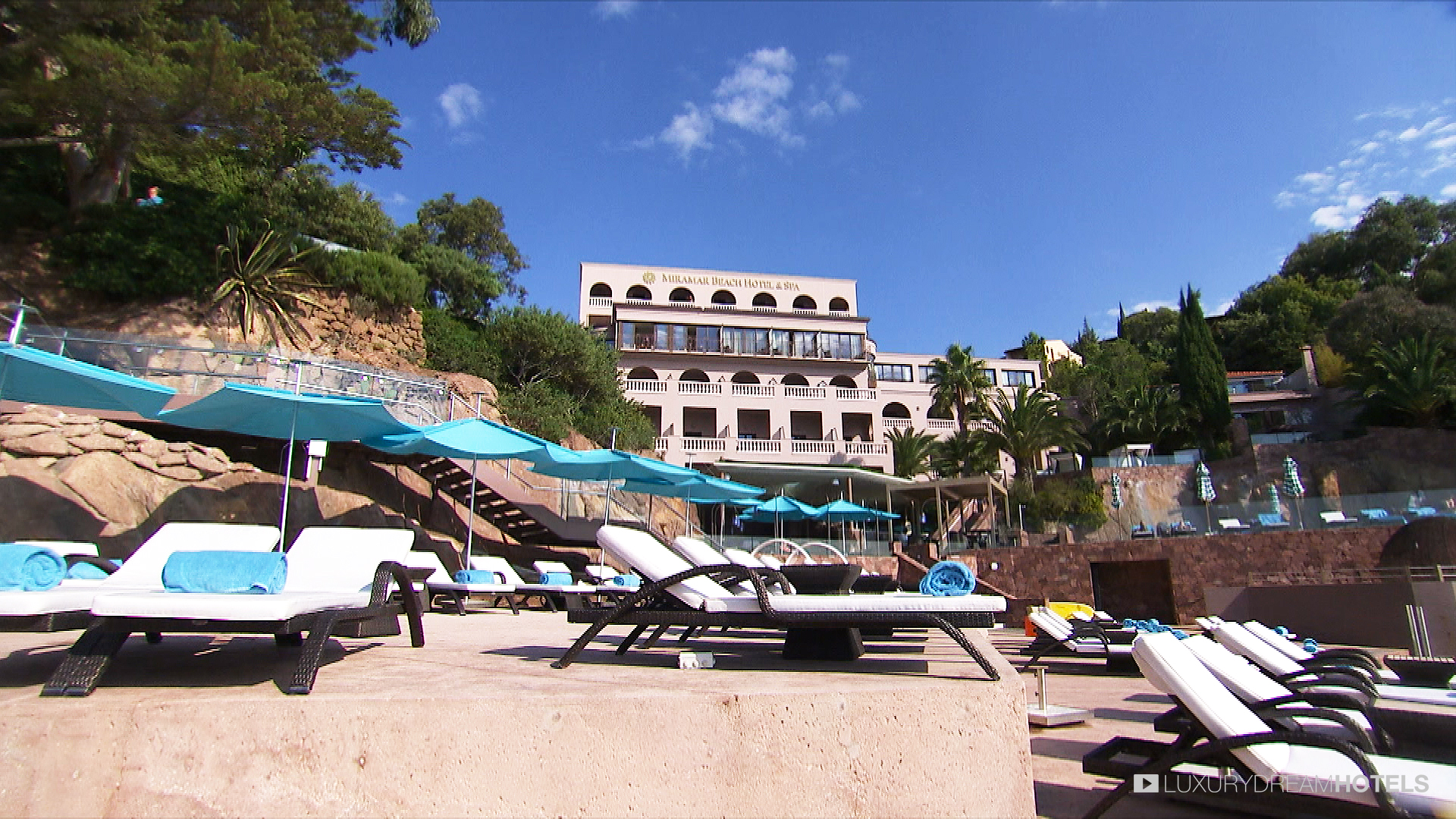 Luxury hotel, Tiara Beach Spa, Théoule sur Mer, France - Luxury Dream Hotels
