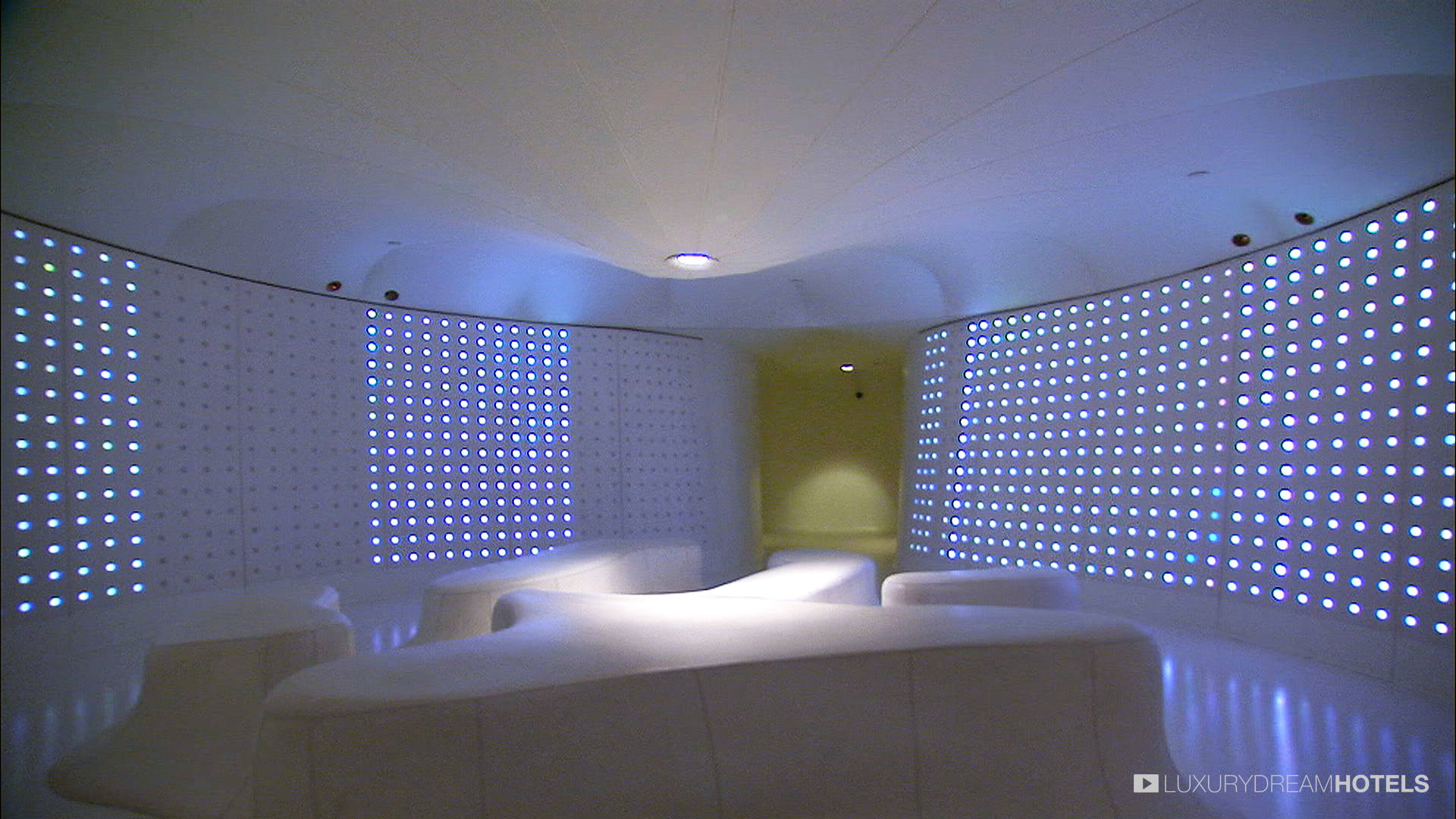 Luxury hotel, hotel silken puerta america madrid, madrid, spain ... Hotel puerta america