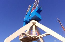 Harbour Crane & Lighthouse